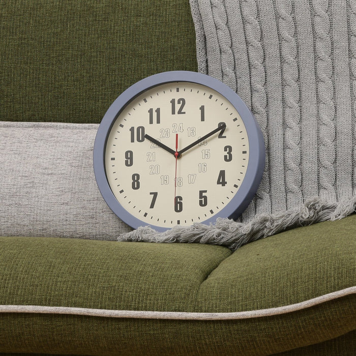 レトロ風デザインのおしゃれな掛け時計：送料無料